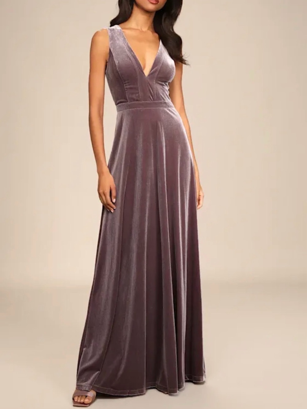 Lulu’s Floor-length Velvet Dress